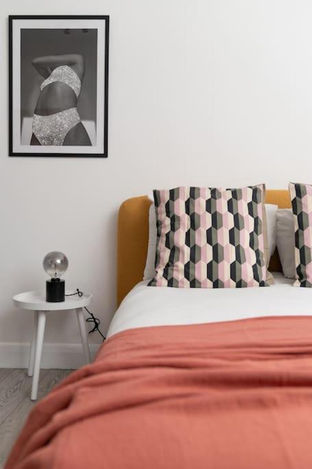 Two Bedroom Apartment By Buonomo Stays Short Lets & Serviced Accommodation In Balham With Balcony Londres Exterior foto